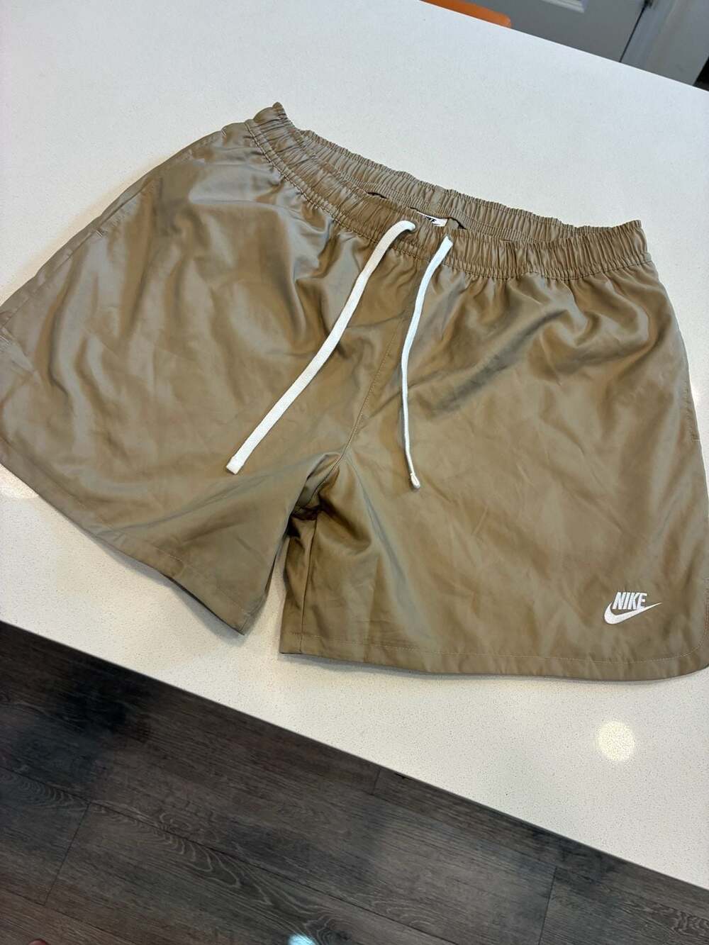 Nike Woven Flow Shorts Size XL Khaki